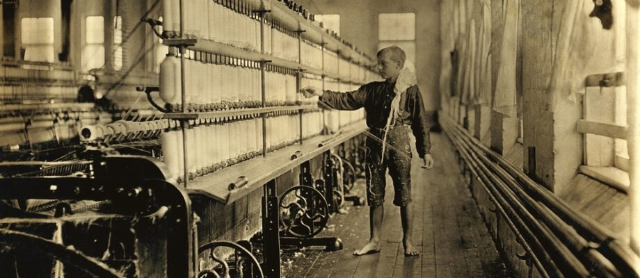 How Light Bulbs Made the Industrial Revolution Possible